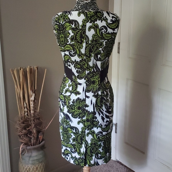 NWOT- Ronnie Nicole bold print dress, size 8 - Picture 4 of 4
